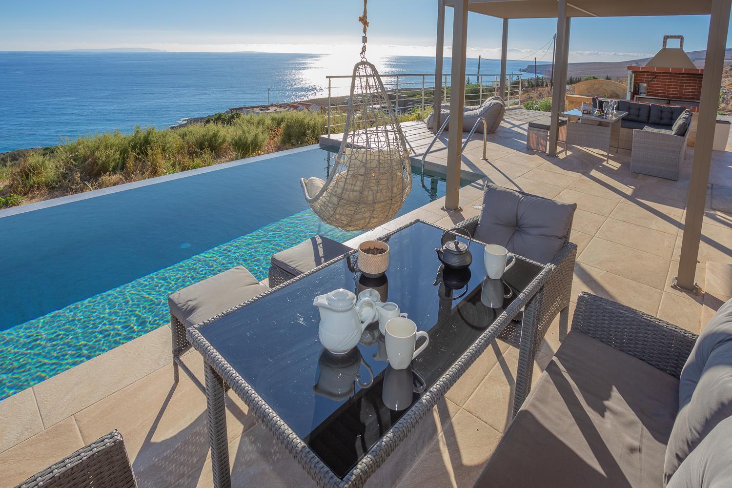 Olive And Aloe Villas Nomikianá Eksteriør billede
